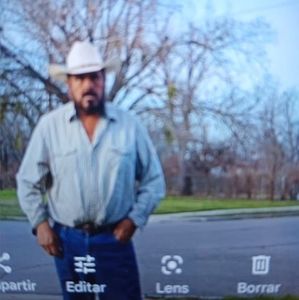 Meet your Posher, Pedro